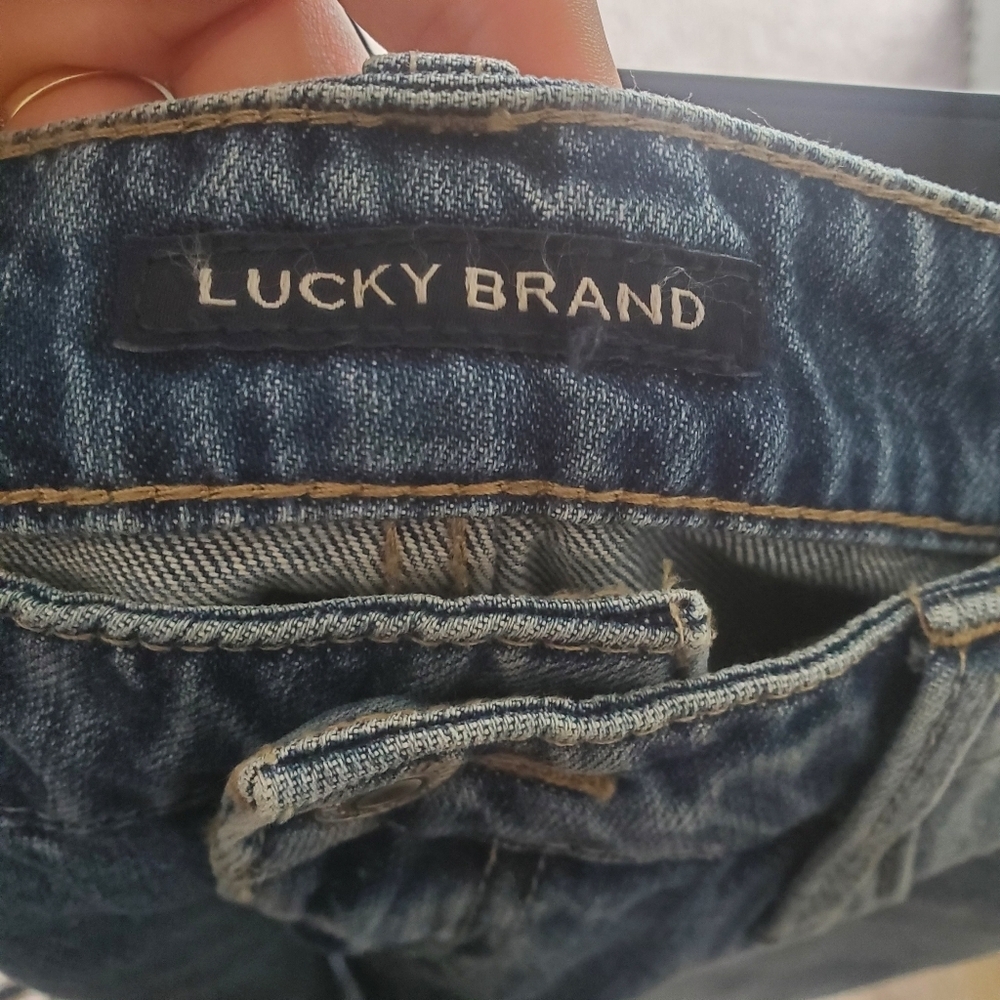 Lucky Brand High Rise Bermuda Shorts Womens Size 10 Distressed - Picture 9 of 14